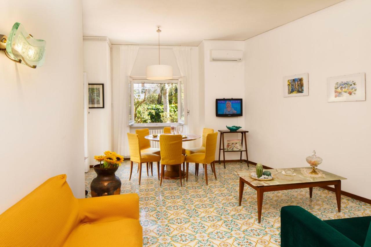 Casanna Apartment Sorrento Bagian luar foto